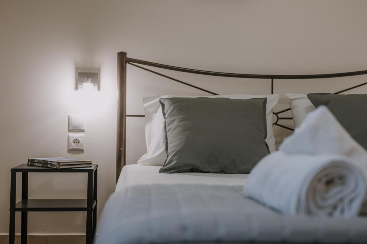 Hb Modern Apartments 托隆 外观 照片