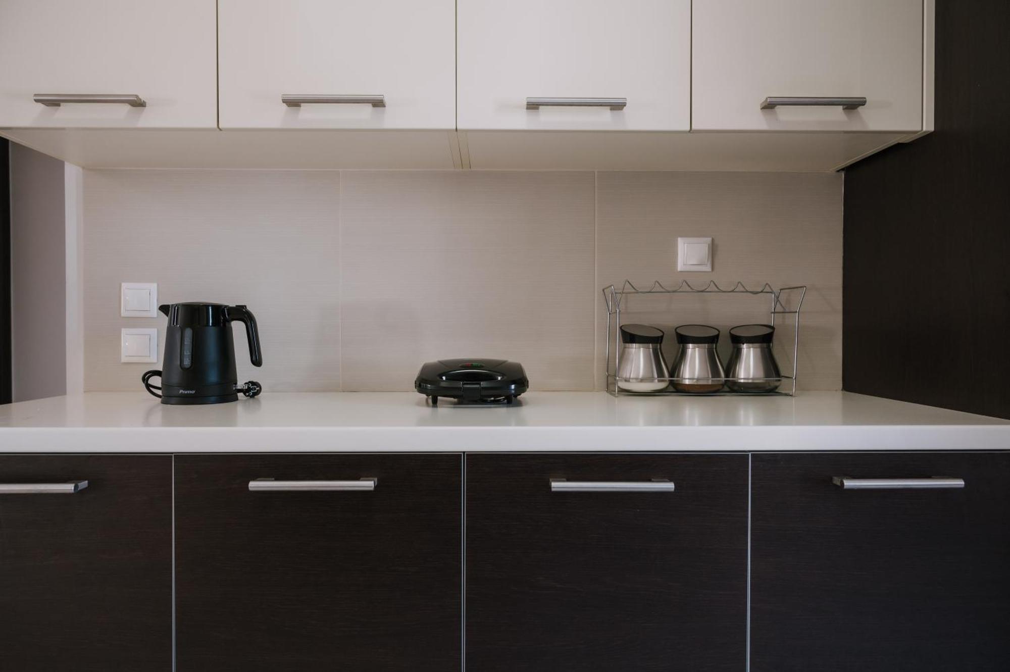 Hb Modern Apartments 托隆 外观 照片